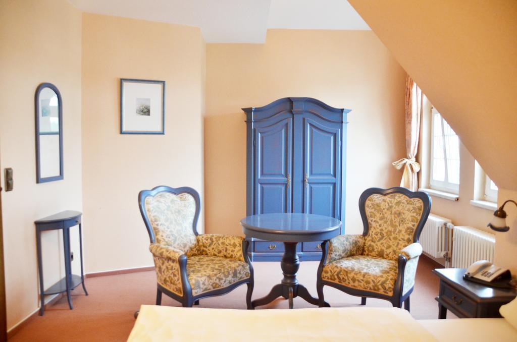Hotel Alt-Karow Berlim Quarto foto